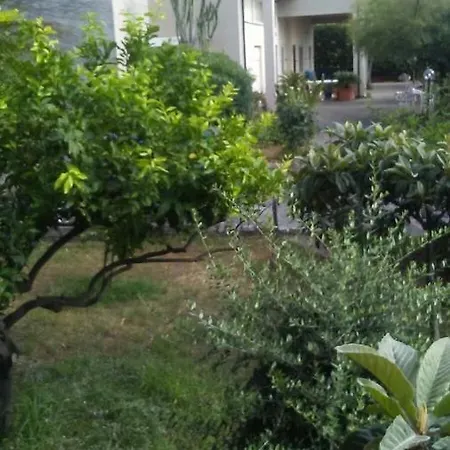 In Riva Al Mare * 스칼레아